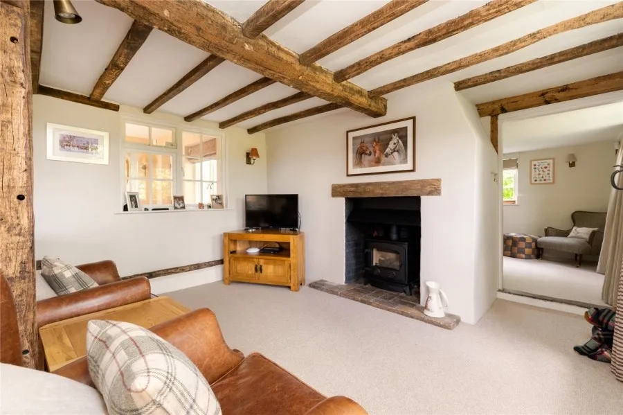 House Under Offer with 4 bedrooms in Farnham Green, Farnham, CM23, photo 5