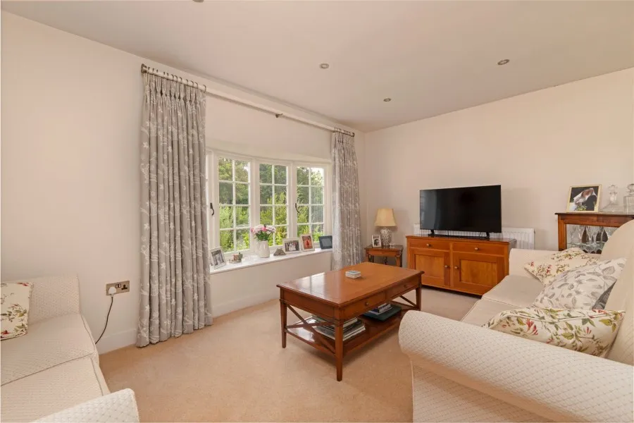 House Under Offer with 4 bedrooms in Farnham Green, Farnham, CM23, photo 30