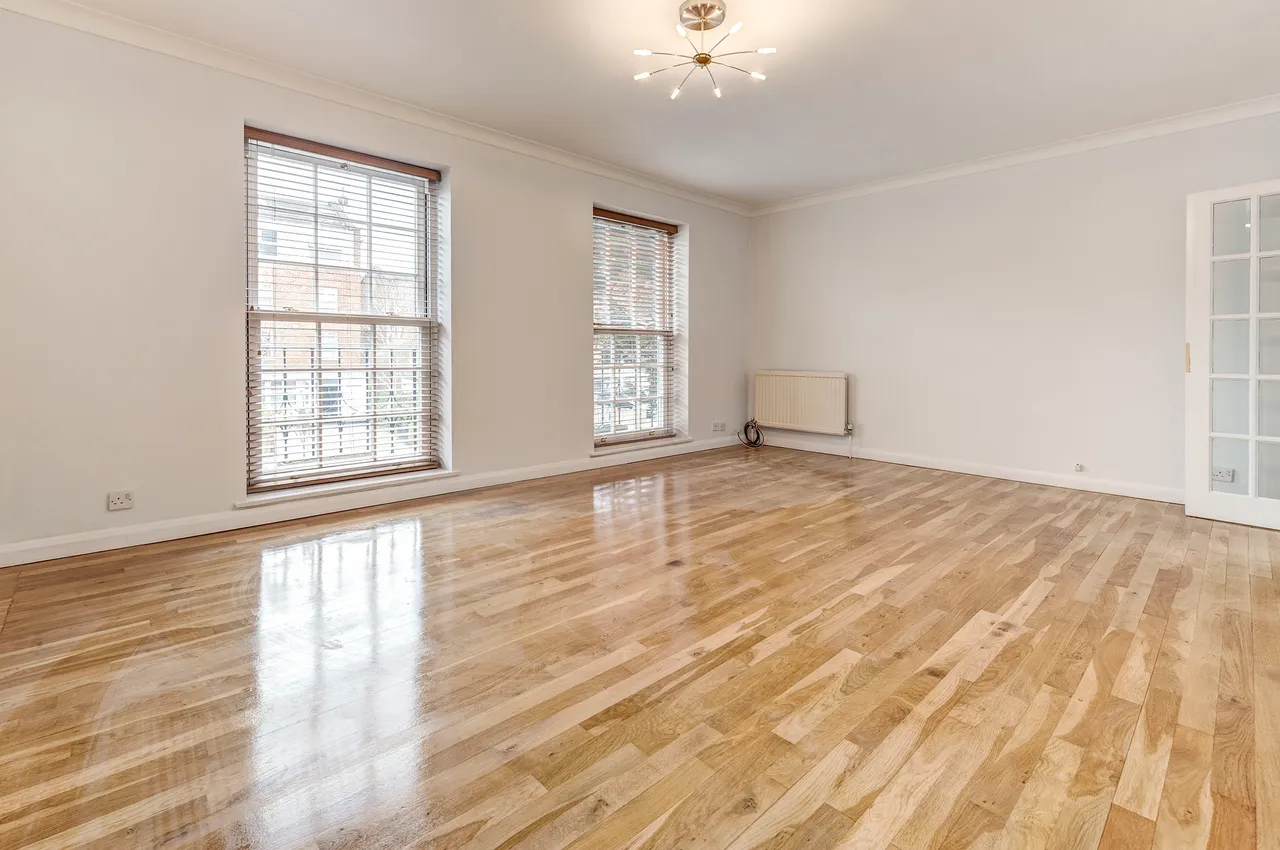Belsize Road, Swiss Cottage, London, NW6, photo 2