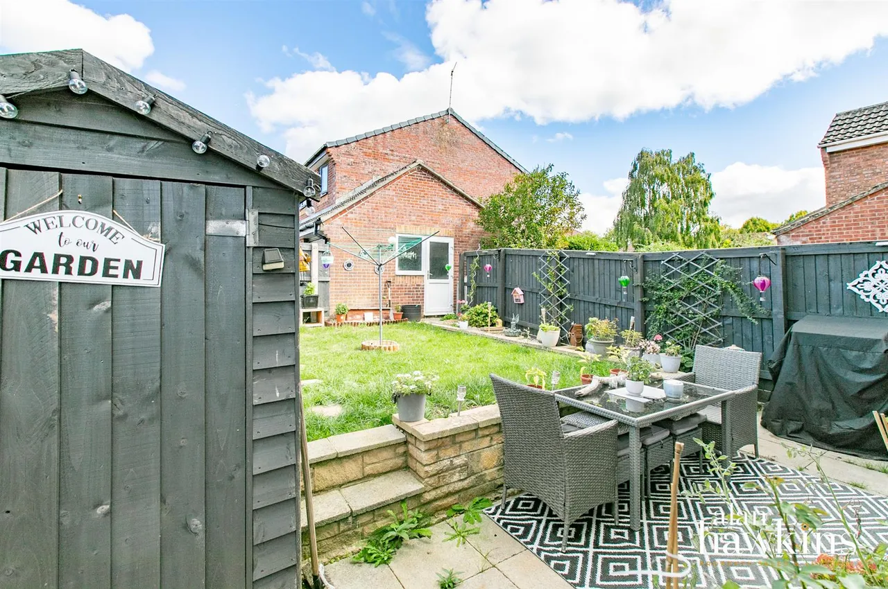 Victoria Drive, Lyneham, SN15, photo 14