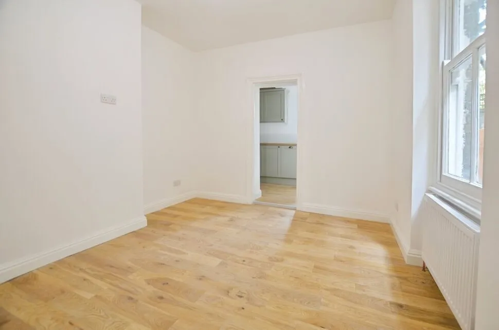 Vaughan Road, London, SE5, photo 2