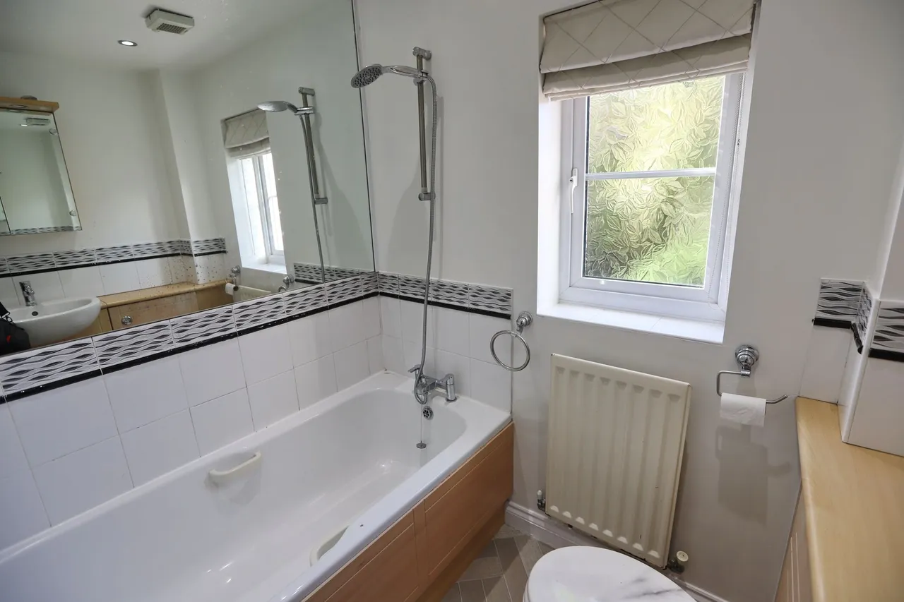Greendale Drive, Radcliffe, M26, photo 20
