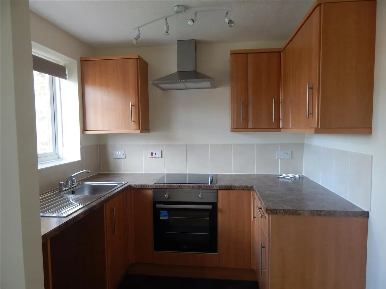 Blackmore Road, Shaftesbury, photo 2