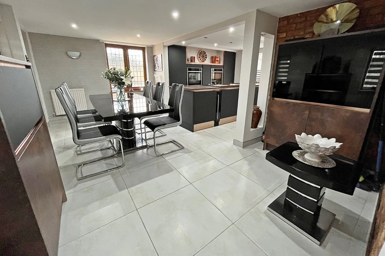 Church Road, Westoning, photo 7