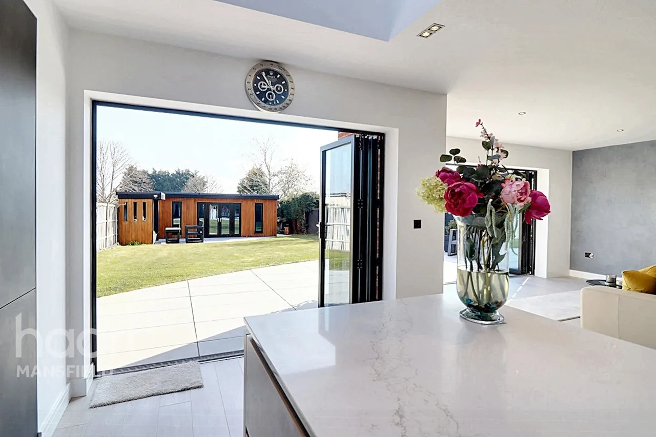 Lime Grove, Mansfield, NG19, photo 20