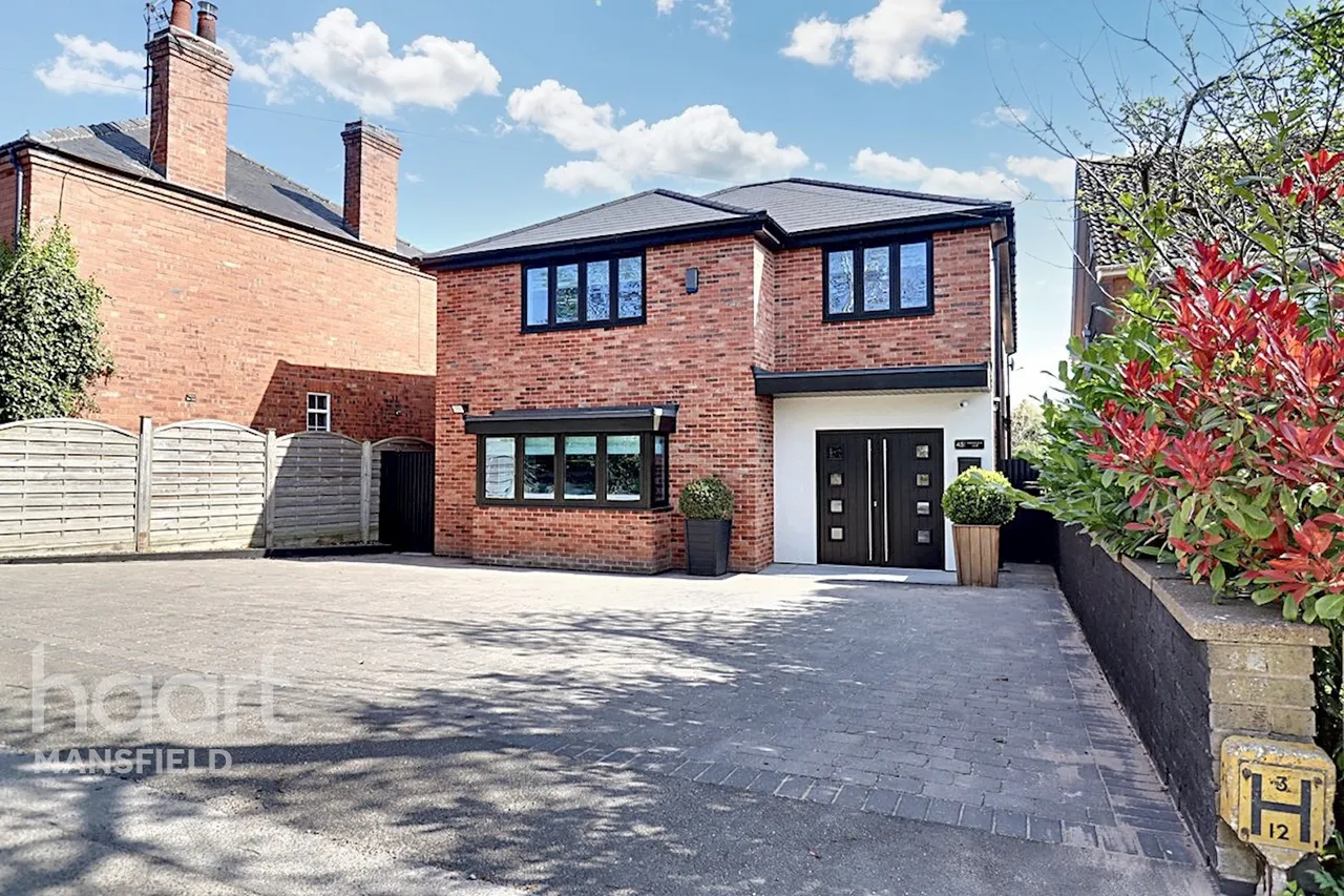 4 bed house for sale, Lime Grove, Mansfield, NG19