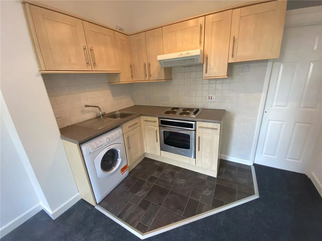 Southbourne Road, Southbourne, BH6, photo 4