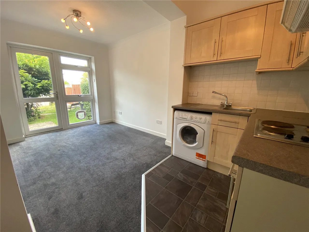 Southbourne Road, Southbourne, BH6, photo 2
