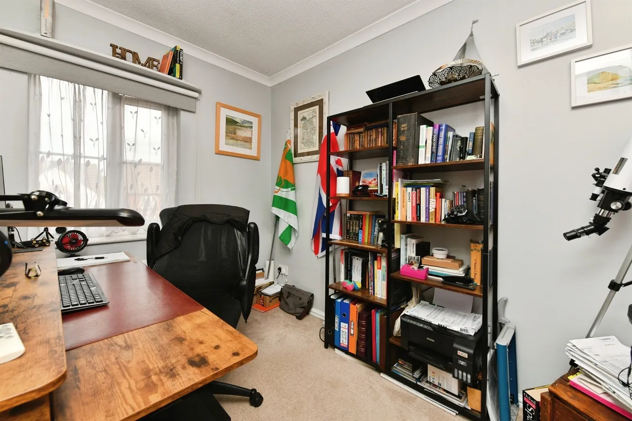 Bythebrook, Chippenham, SN14, photo 13