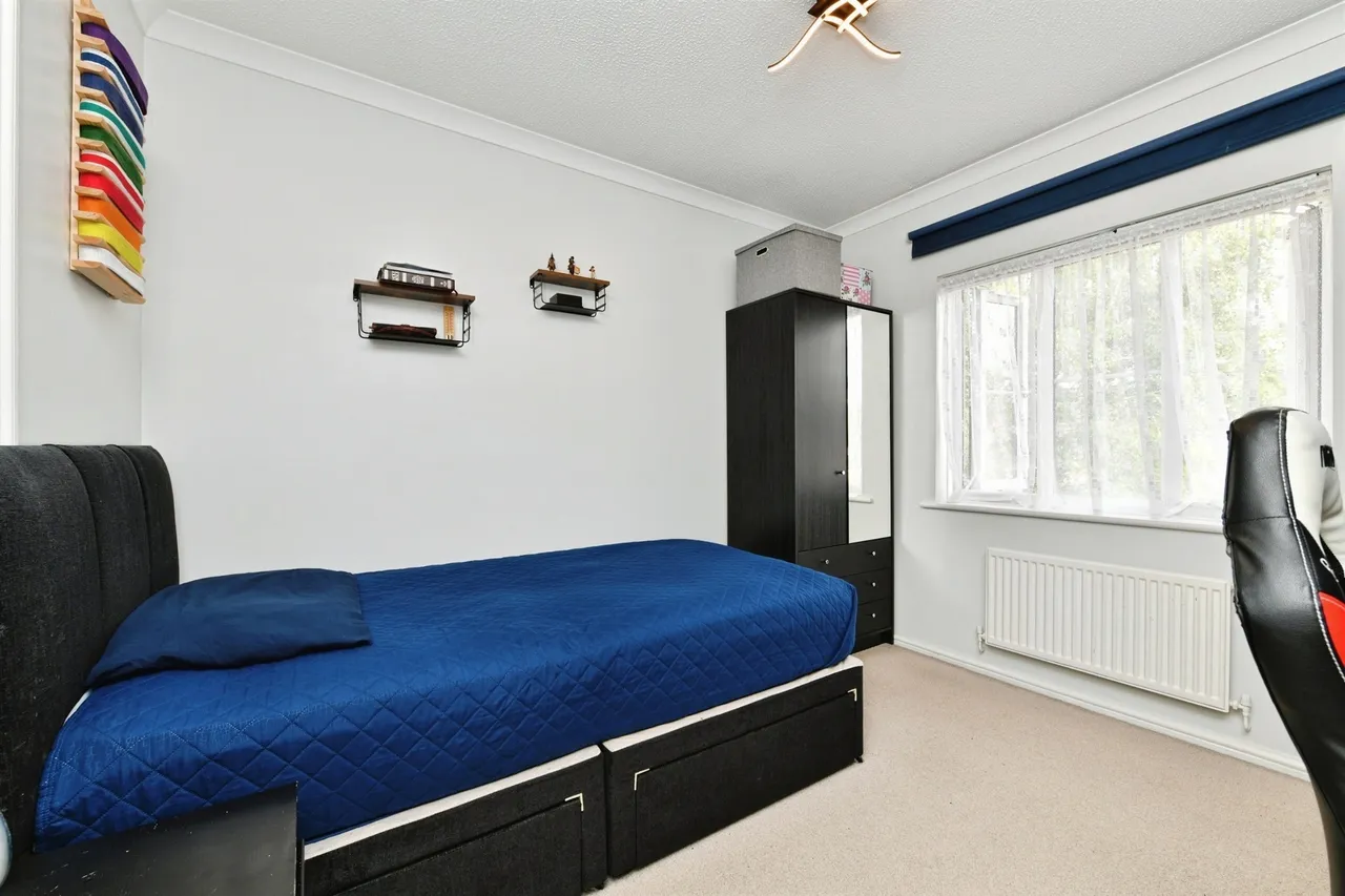 Bythebrook, Chippenham, SN14, photo 12