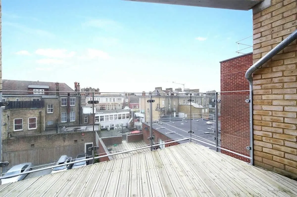 St Peters Court Lee, SE12, photo 3