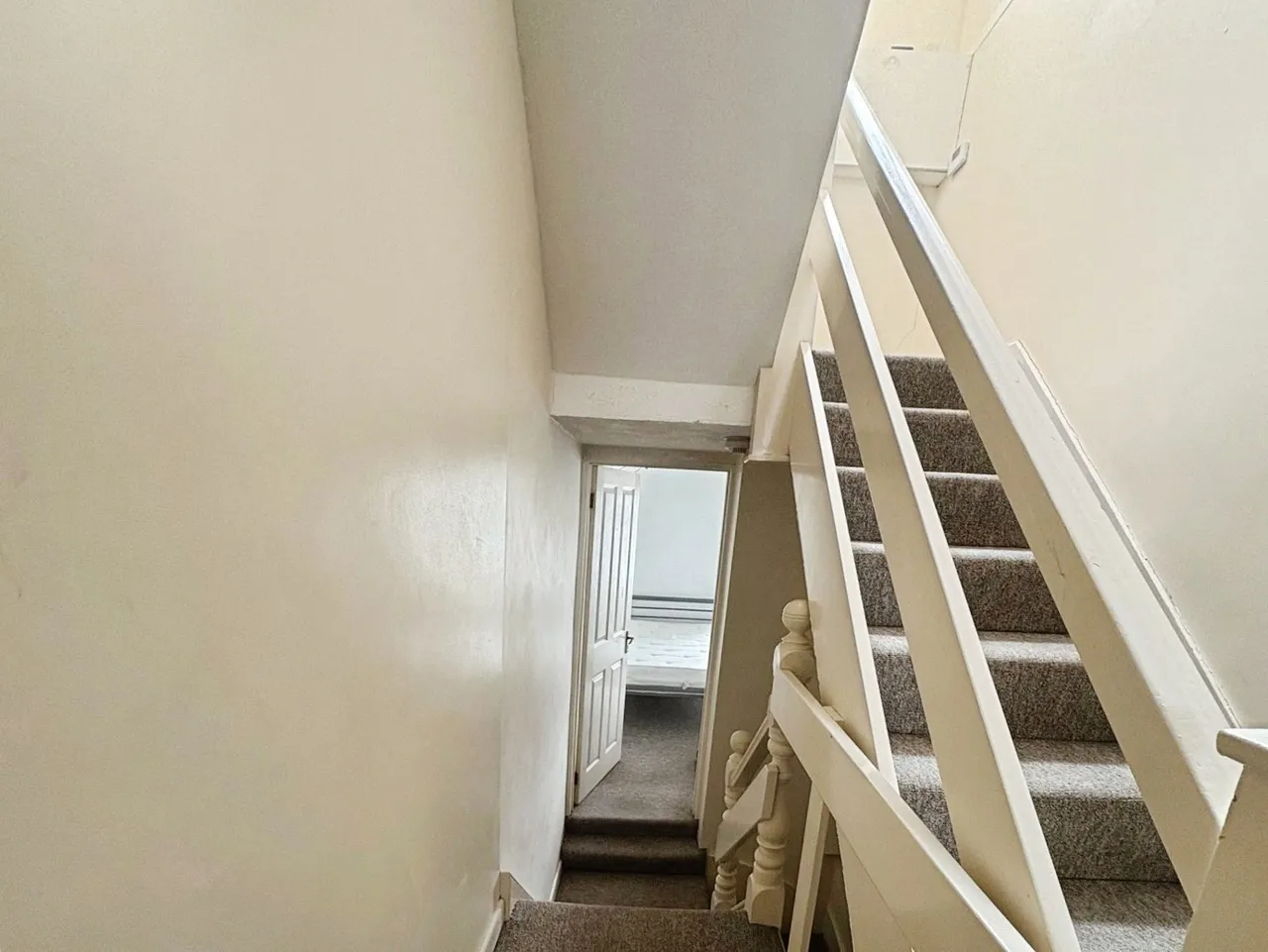 Staple Hill Road, Bristol, BS16, photo 6