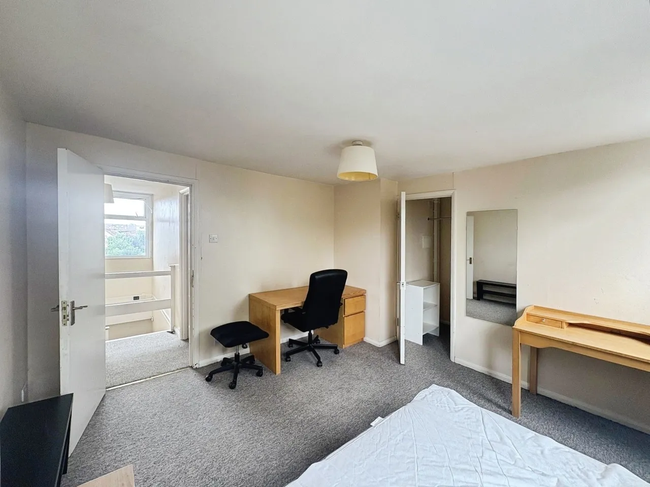Staple Hill Road, Bristol, BS16, photo 8