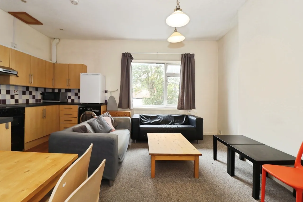 Staple Hill Road, Bristol, BS16, photo 15