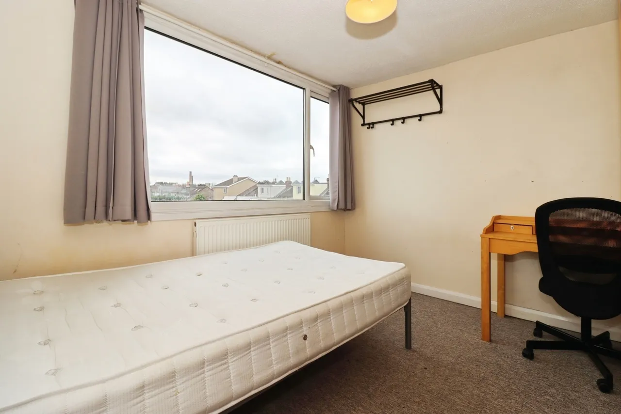 Staple Hill Road, Bristol, BS16, photo 24