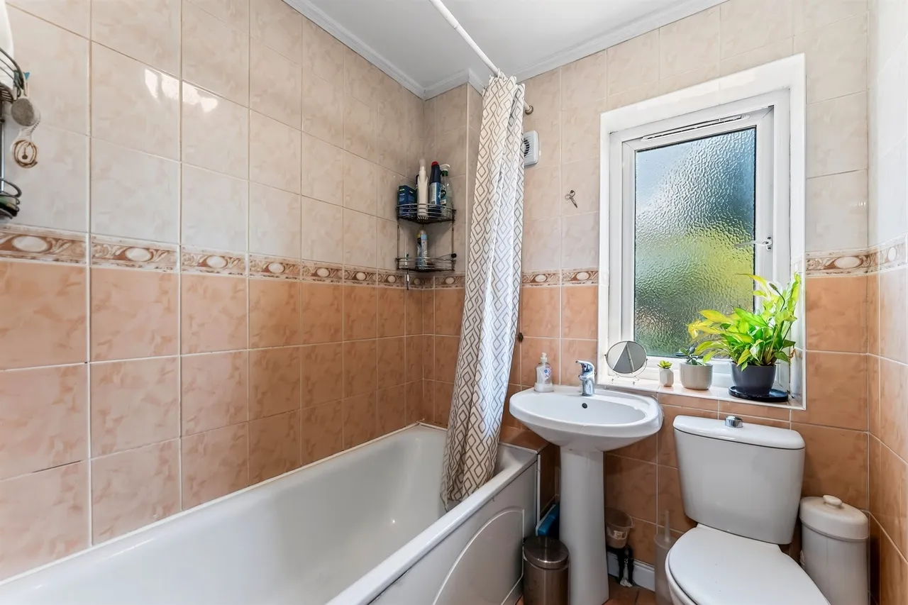 Garendon Road, Morden, SM4, photo 17