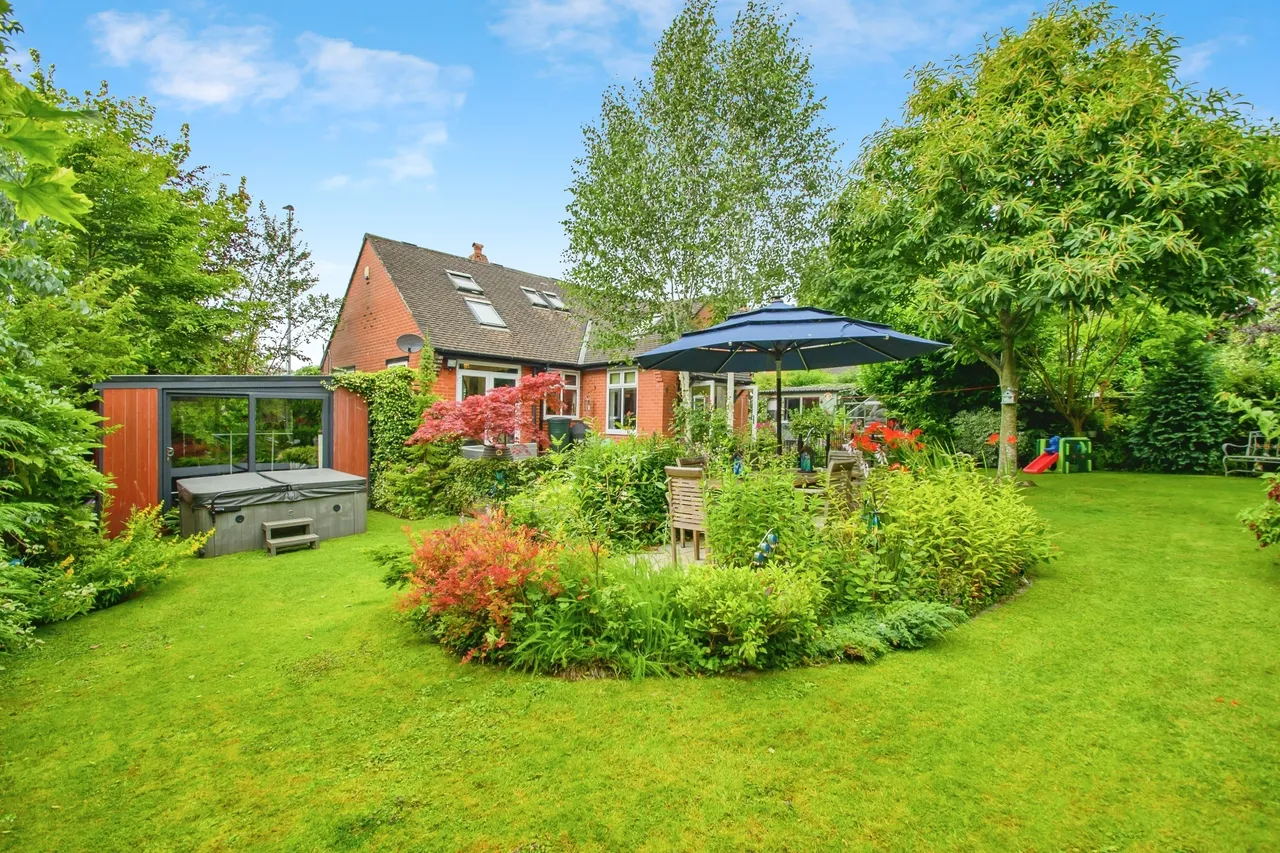 Hilton Lane, Worsley, Manchester, Greater Manchester, M28, photo 24