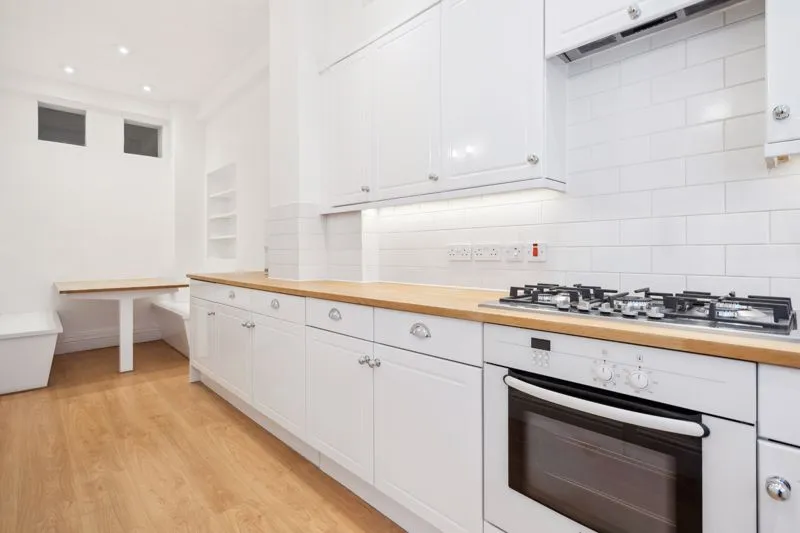 Abney Court Drive, Bourne End SL8 5DL, photo 5