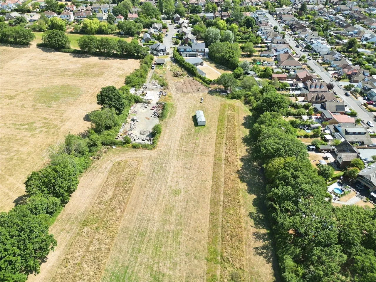 The Greenway, WICKFORD, Essex, SS11, photo 2