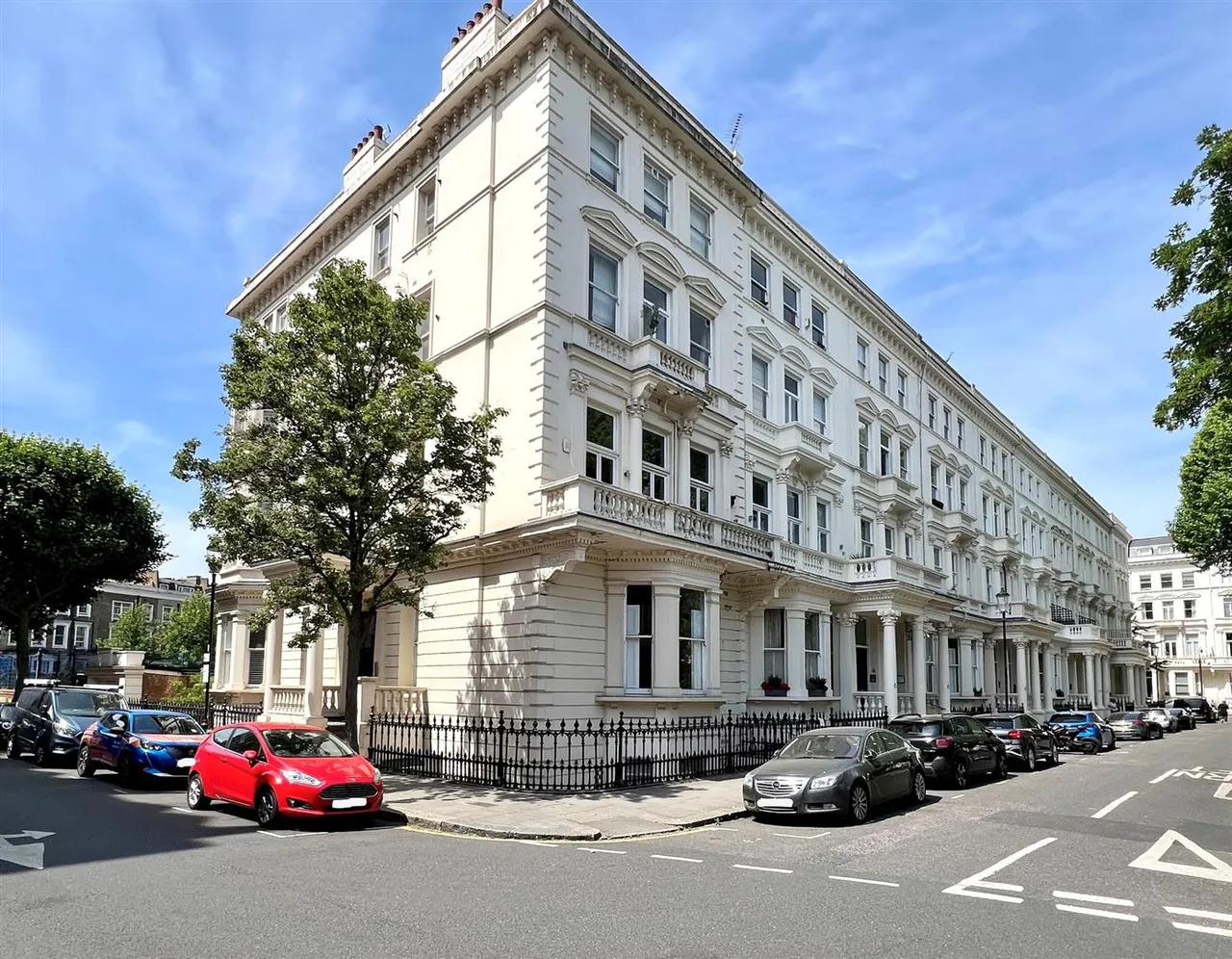 Earls Court Square, London, SW5, photo 17