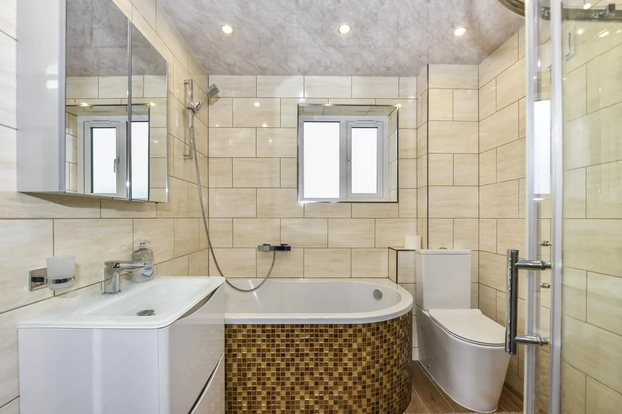 Barbers Crescent, Rawmarsh, S62, photo 16