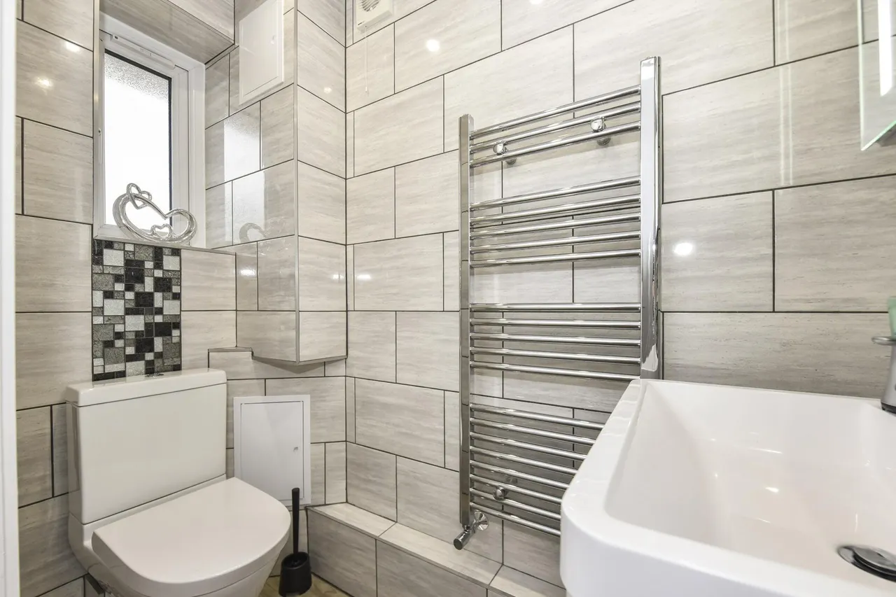 Barbers Crescent, Rawmarsh, S62, photo 13