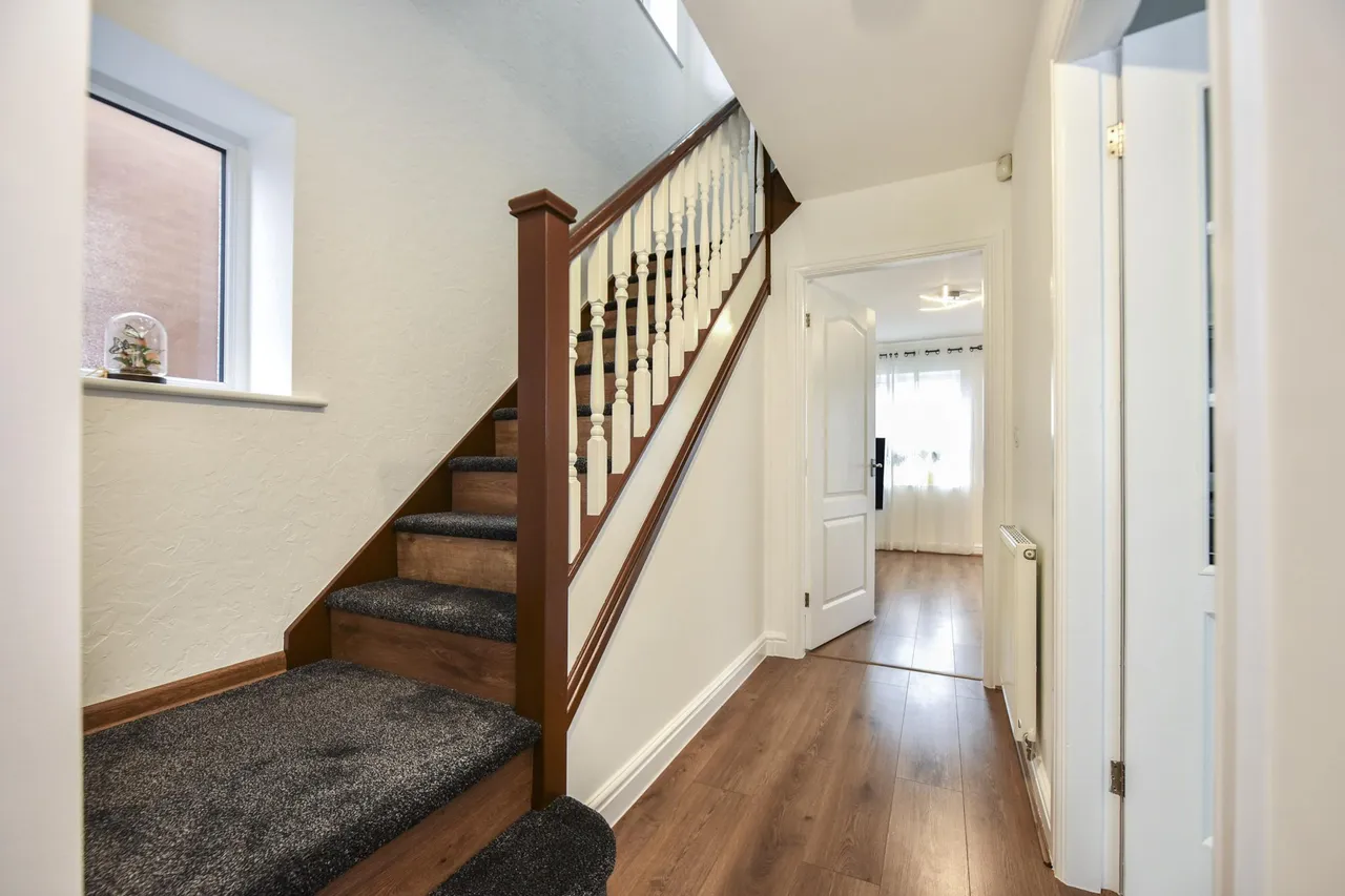 Barbers Crescent, Rawmarsh, S62, photo 11