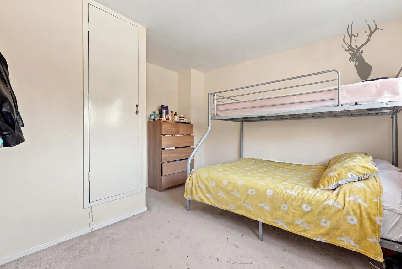 Longcroft Rise, Loughton, IG10, photo 8