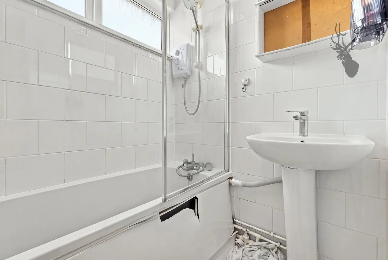 Longcroft Rise, Loughton, IG10, photo 9