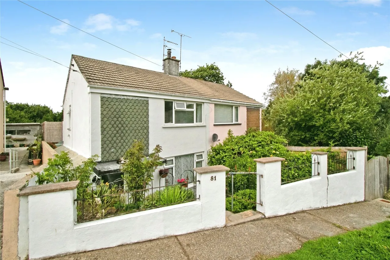 2 bed house for sale, Cornish Crescent, Truro, TR1