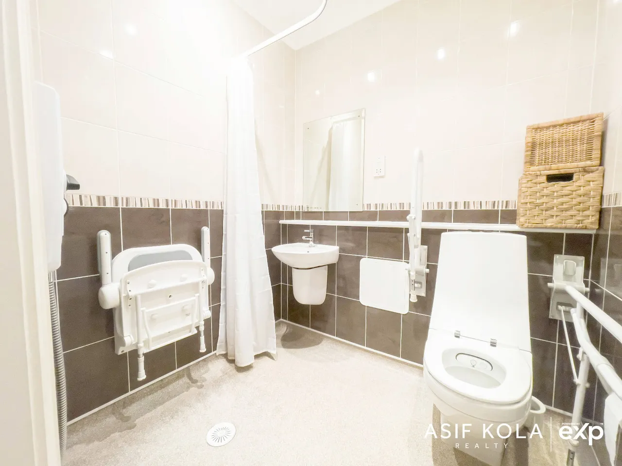 Asif Kola has sold Riverside Drive, Selly Park, Birmingham, B29 7ES, photo 10