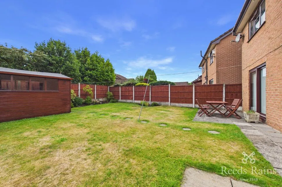 St. Georges Road, St. Helens, WA10, photo 11