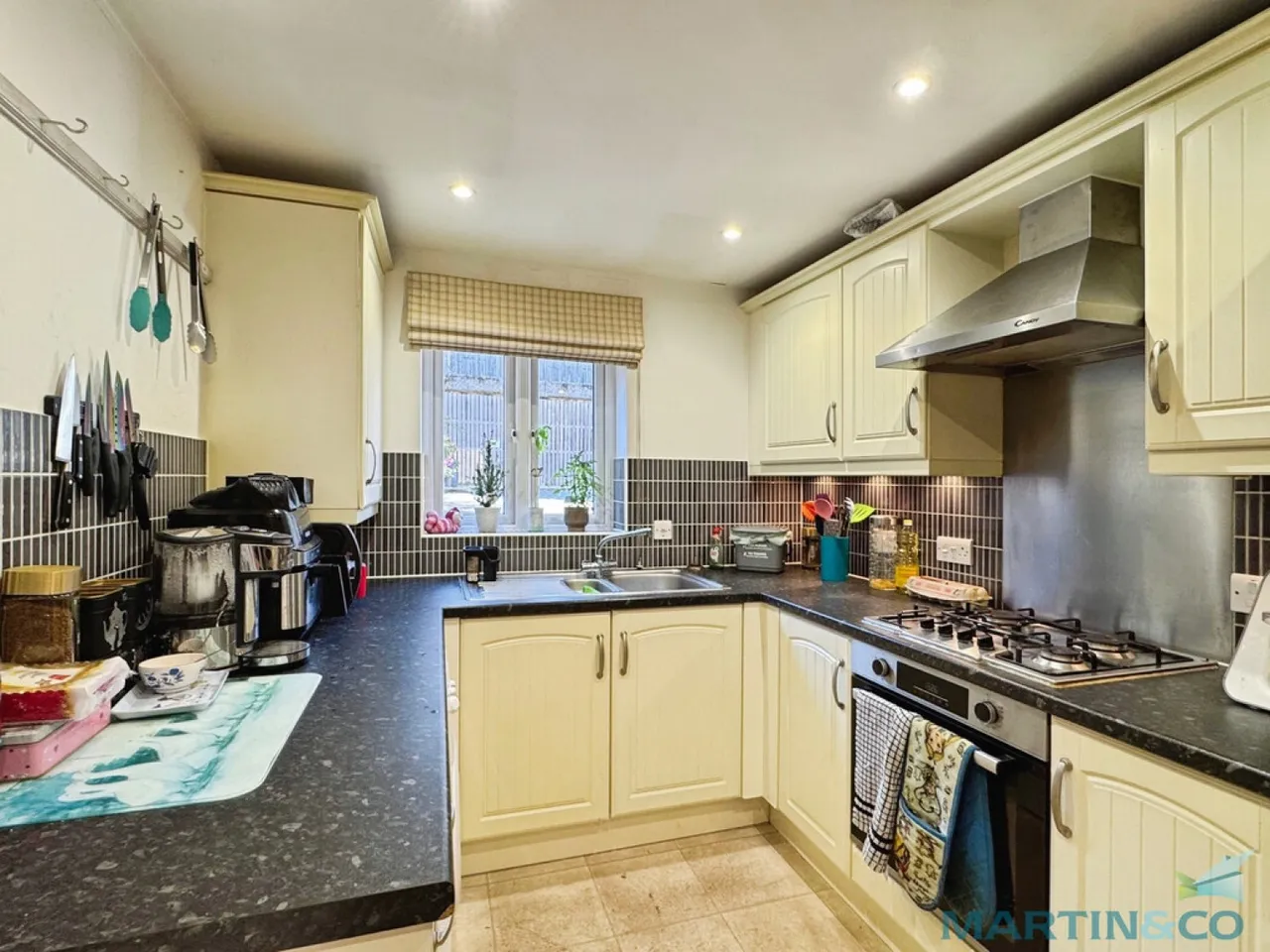 Running Foxes Lane, Singleton, TN23, photo 3
