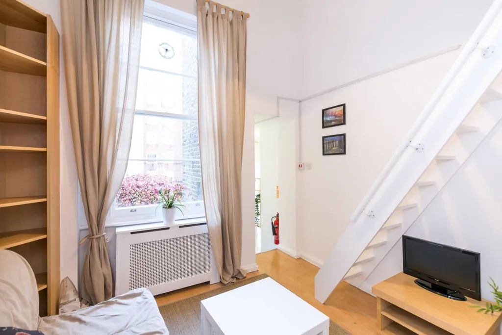 Claverton Street, Pimlico, SW1V, photo 2