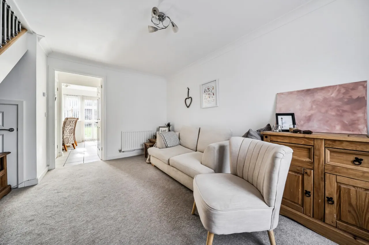 Sherfield Park, RG27, photo 5