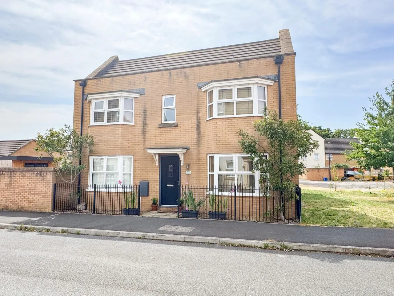 3 bed house for sale, Oak Leaze, Patchway, BS34