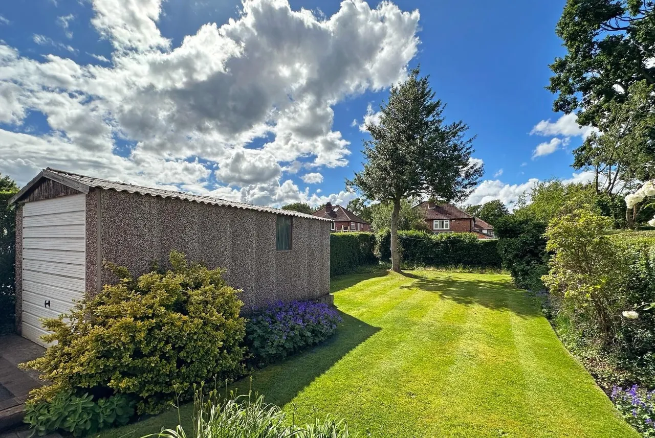 Greenway Road, Timperley WA15 6BD, photo 5