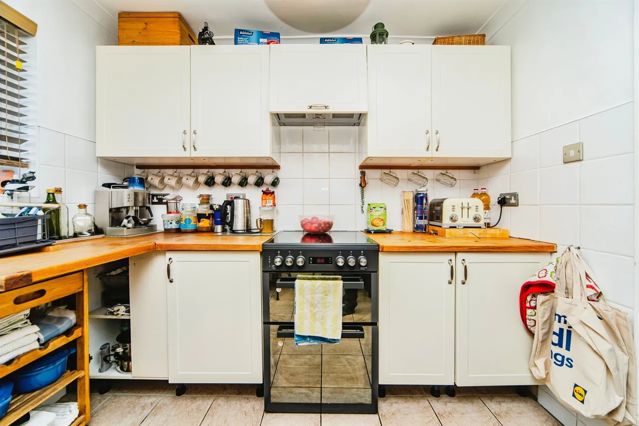 Trewartha Court, Whitchurch, CARDIFF, photo 8