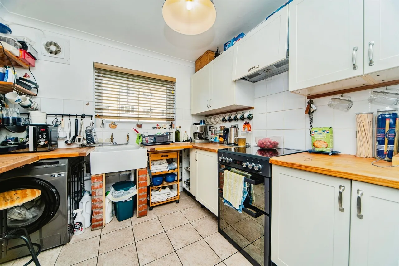 Trewartha Court, Whitchurch, CARDIFF, photo 9