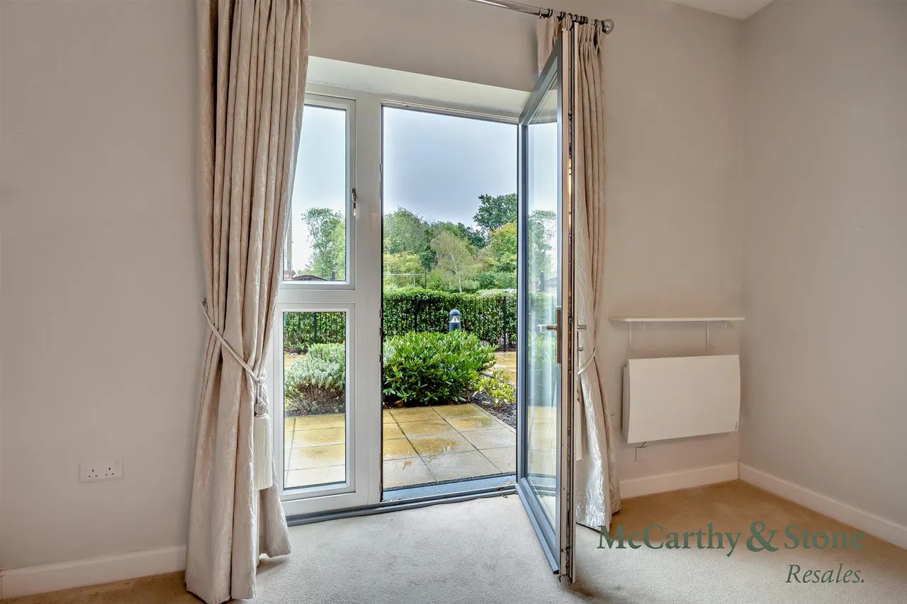 High Street, Great Cambourne, CB23, photo 4