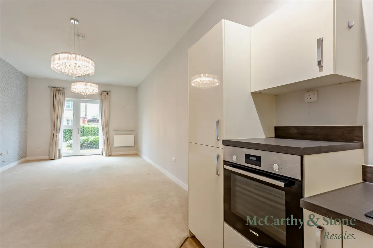 High Street, Great Cambourne, CB23, photo 7