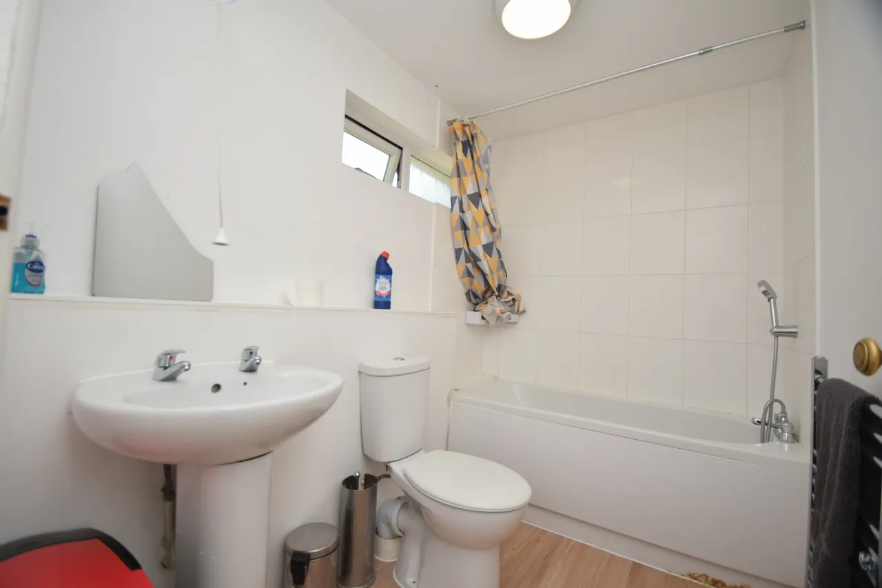 Wisden Road, Stevenage, SG1, photo 17
