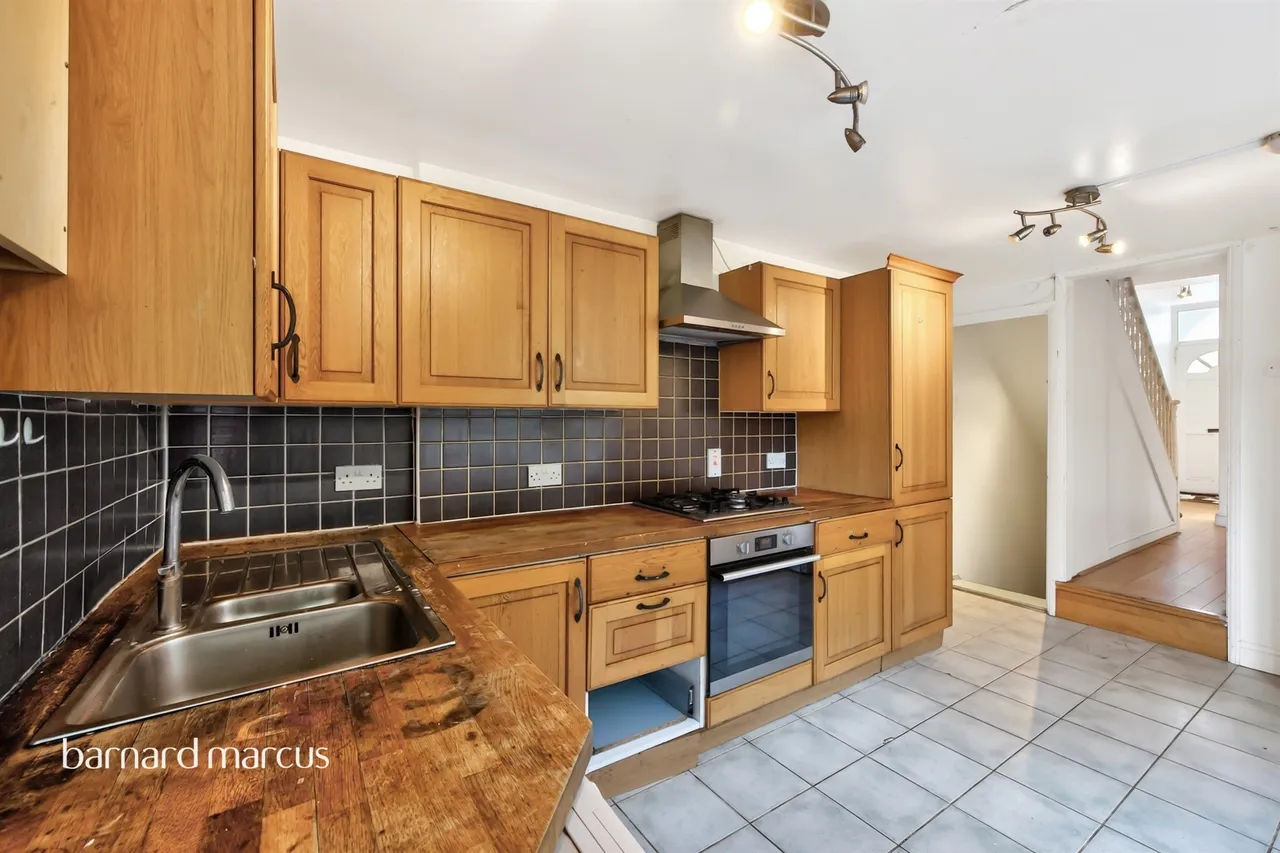 Fenham Road, London, photo 8