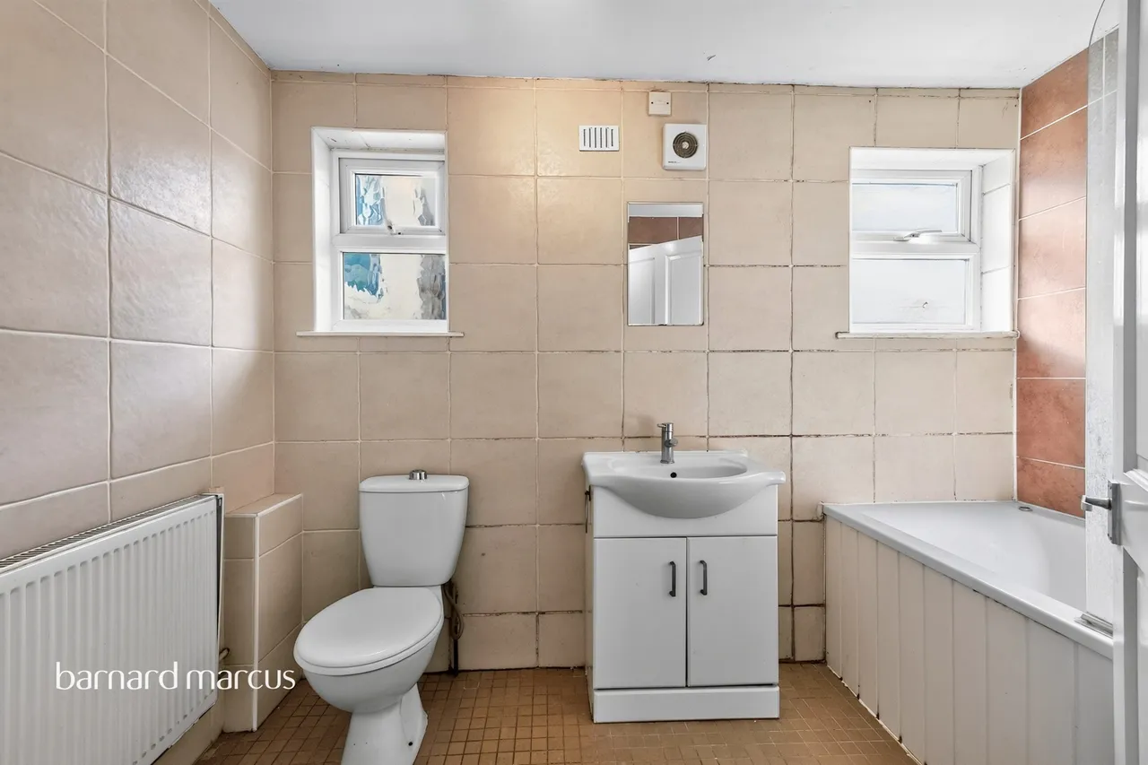 Fenham Road, London, photo 12