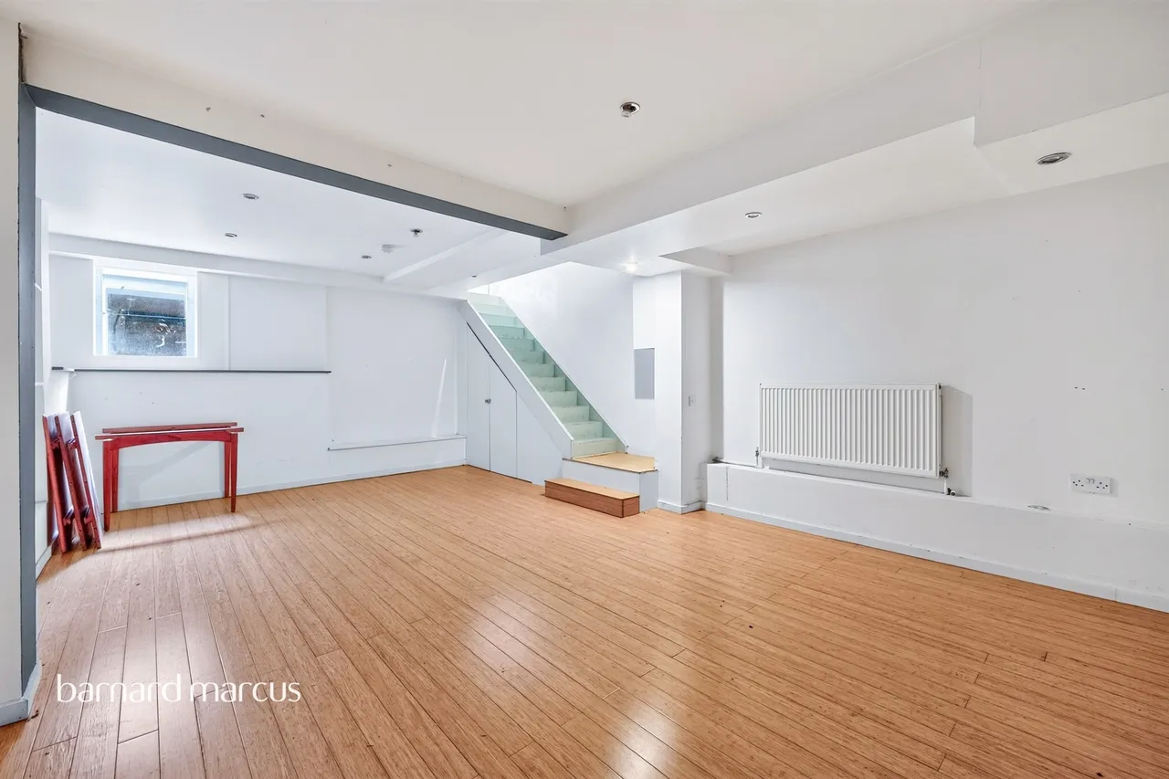 Fenham Road, London, photo 5