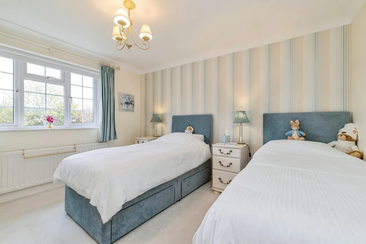 Troutsdale Close, Yarm, TS15, photo 16
