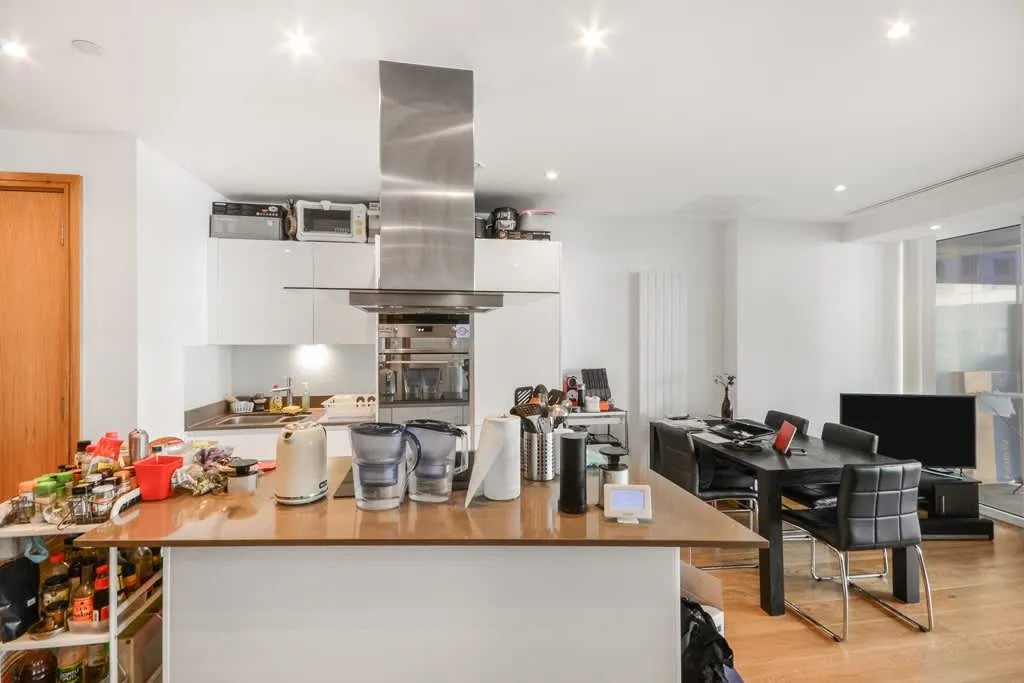 Arena Tower, Crossharbour Plaza, E14, photo 7