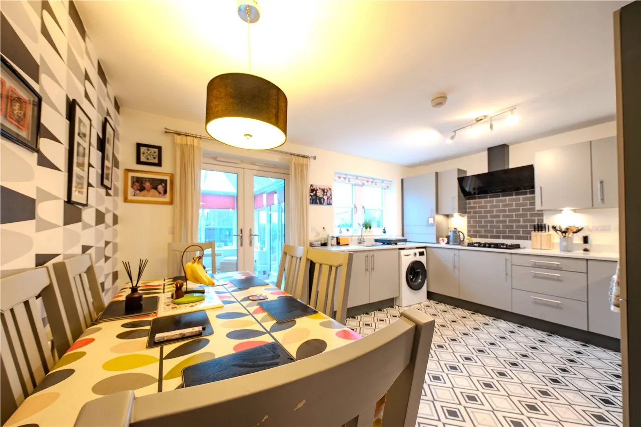 The Oval, Farsley, LS28, photo 3