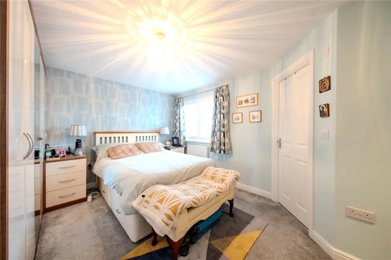 The Oval, Farsley, LS28, photo 5