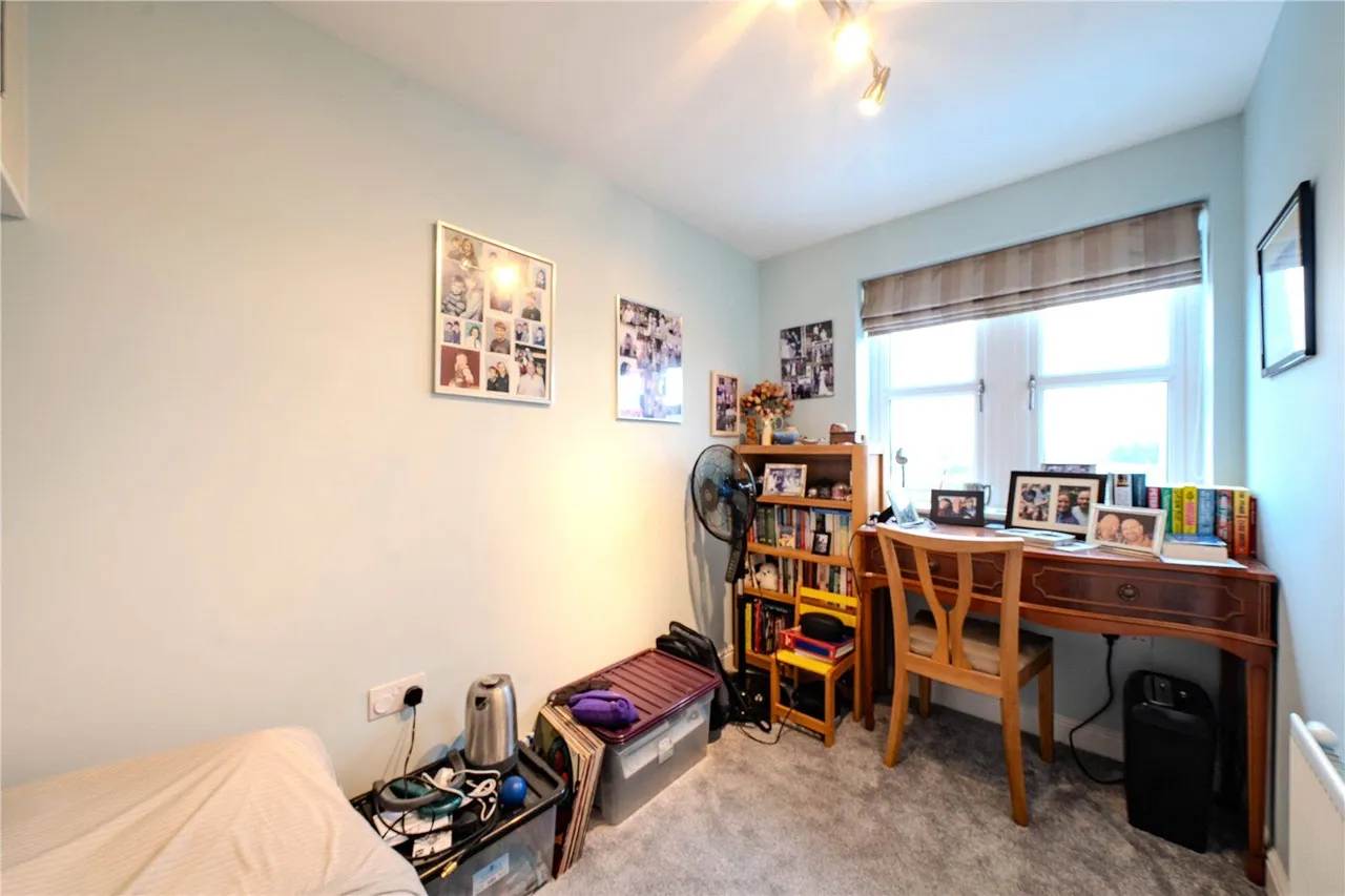 The Oval, Farsley, LS28, photo 10